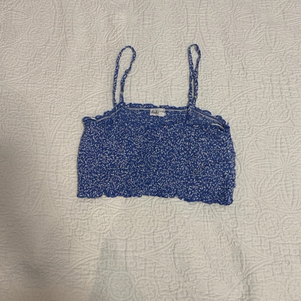 Elegant Blue Patterned Crop Top